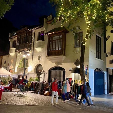 Bed & Breakfast Lastarria Santiago Exterior photo
