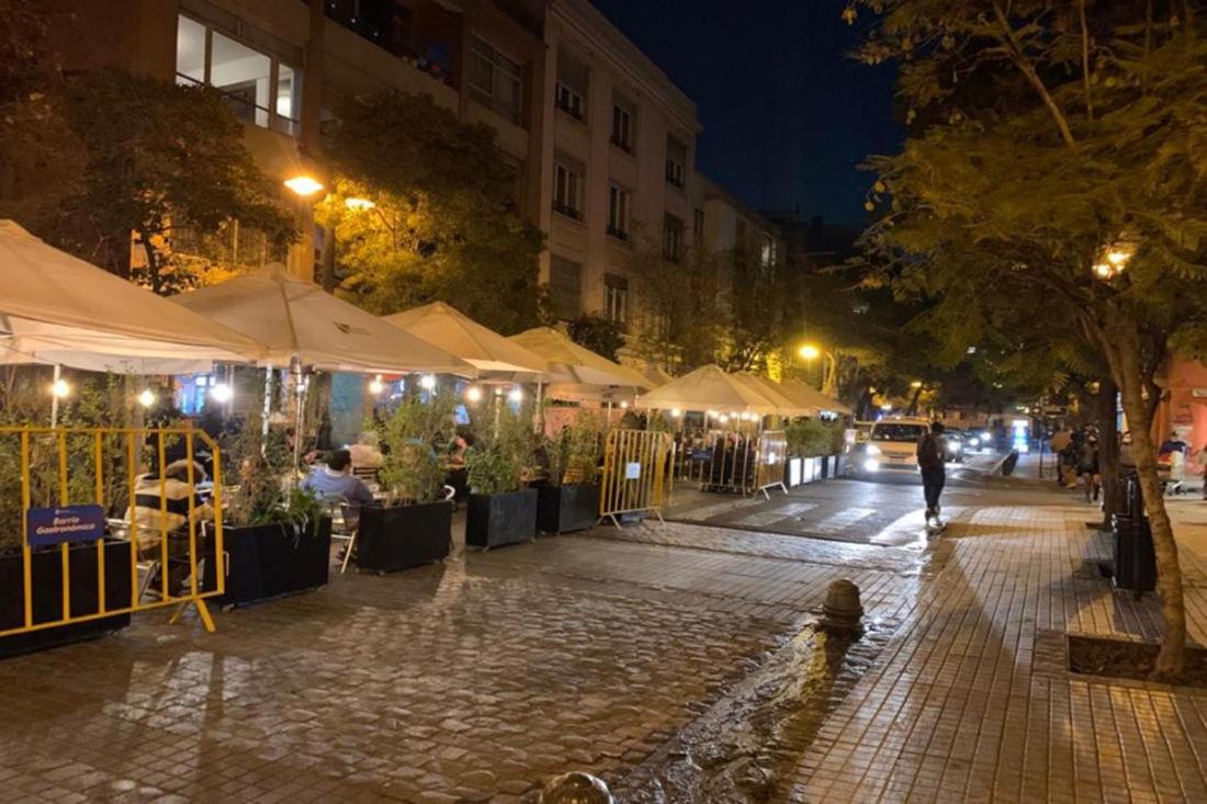 Bed & Breakfast Lastarria Santiago Exterior photo